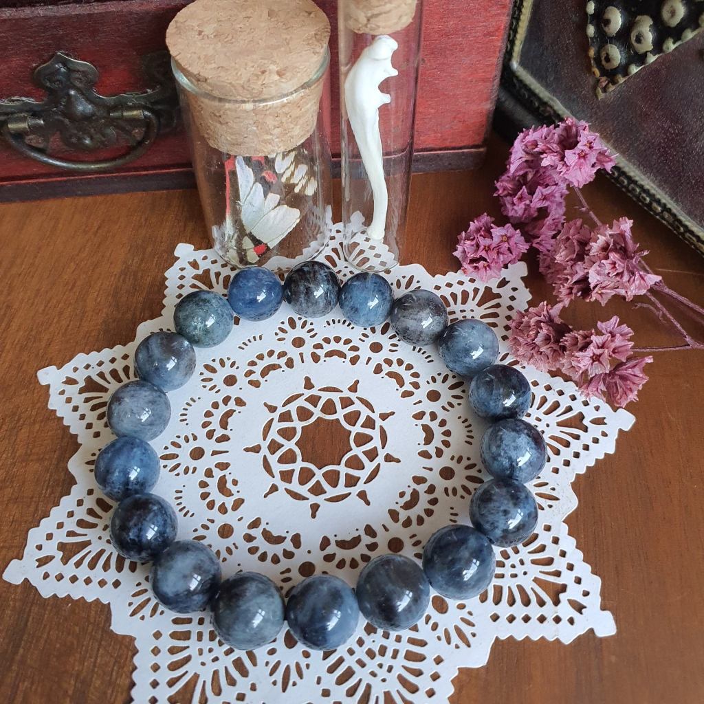 Aquamarine with Biotite