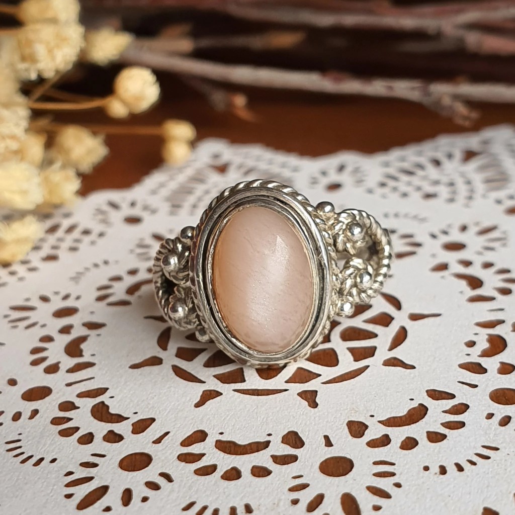 Peach Moonstone Ring Size 5 –&nbsp;SOLD